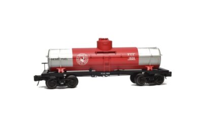 2021 : Pacific Great Eastern Diesel Fuel Tank Car