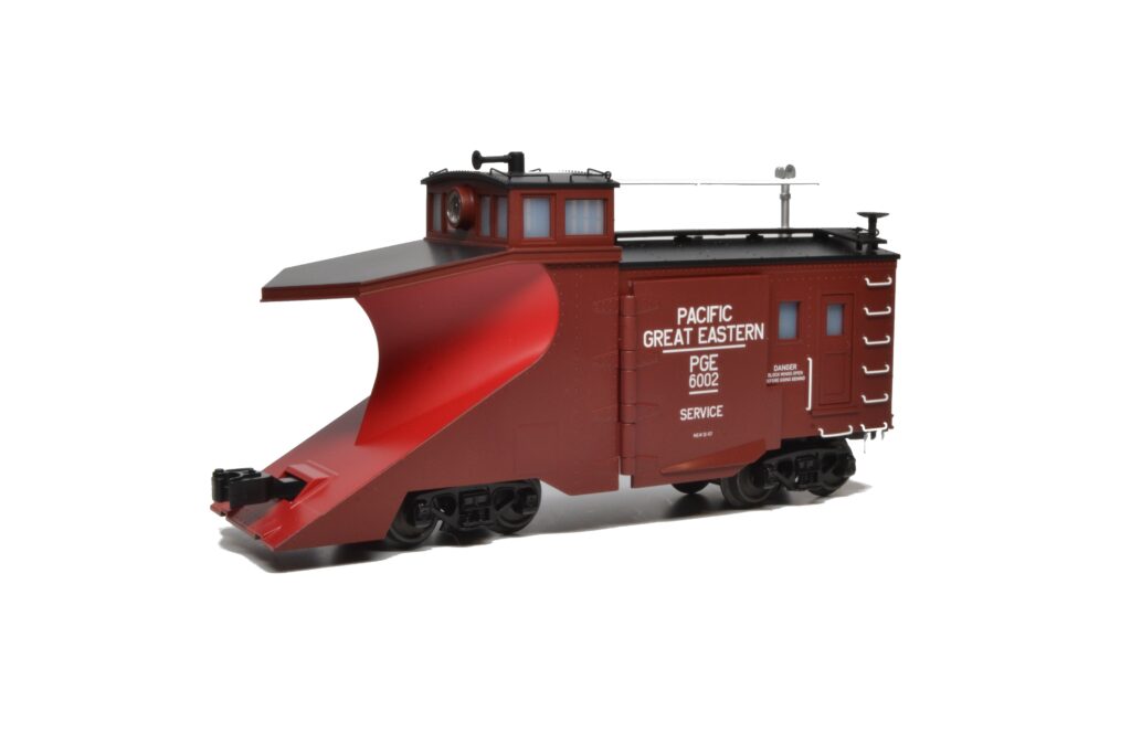 PGE-Atlas-Russell-Snow-Plow-Studio-web